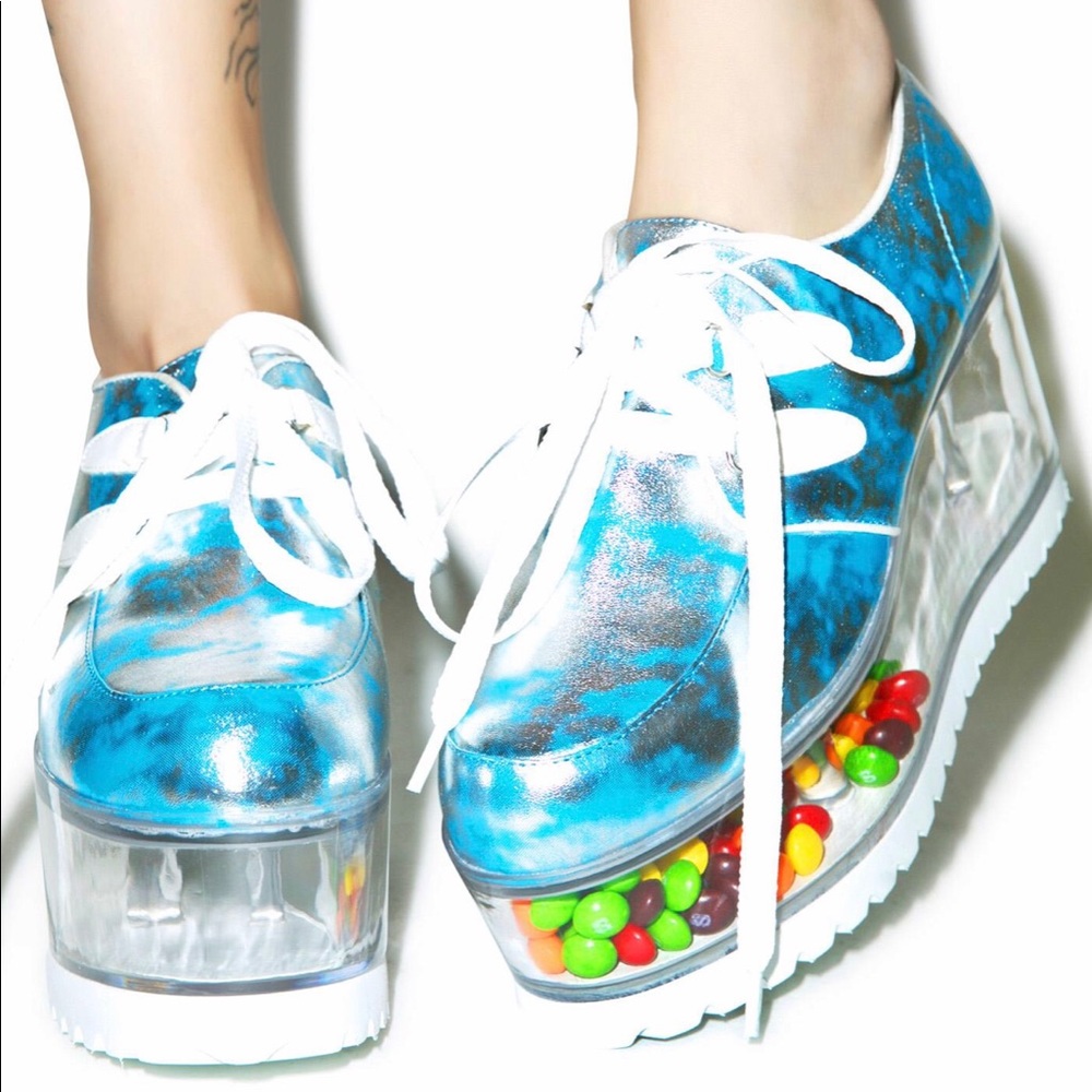 yru cloud clear heel platforms